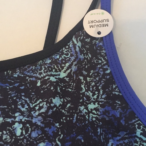 🆕Gaiam blue/aqua/black sports bra - Picture 2 of 3